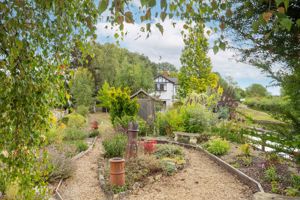 Photo 40- click for photo gallery